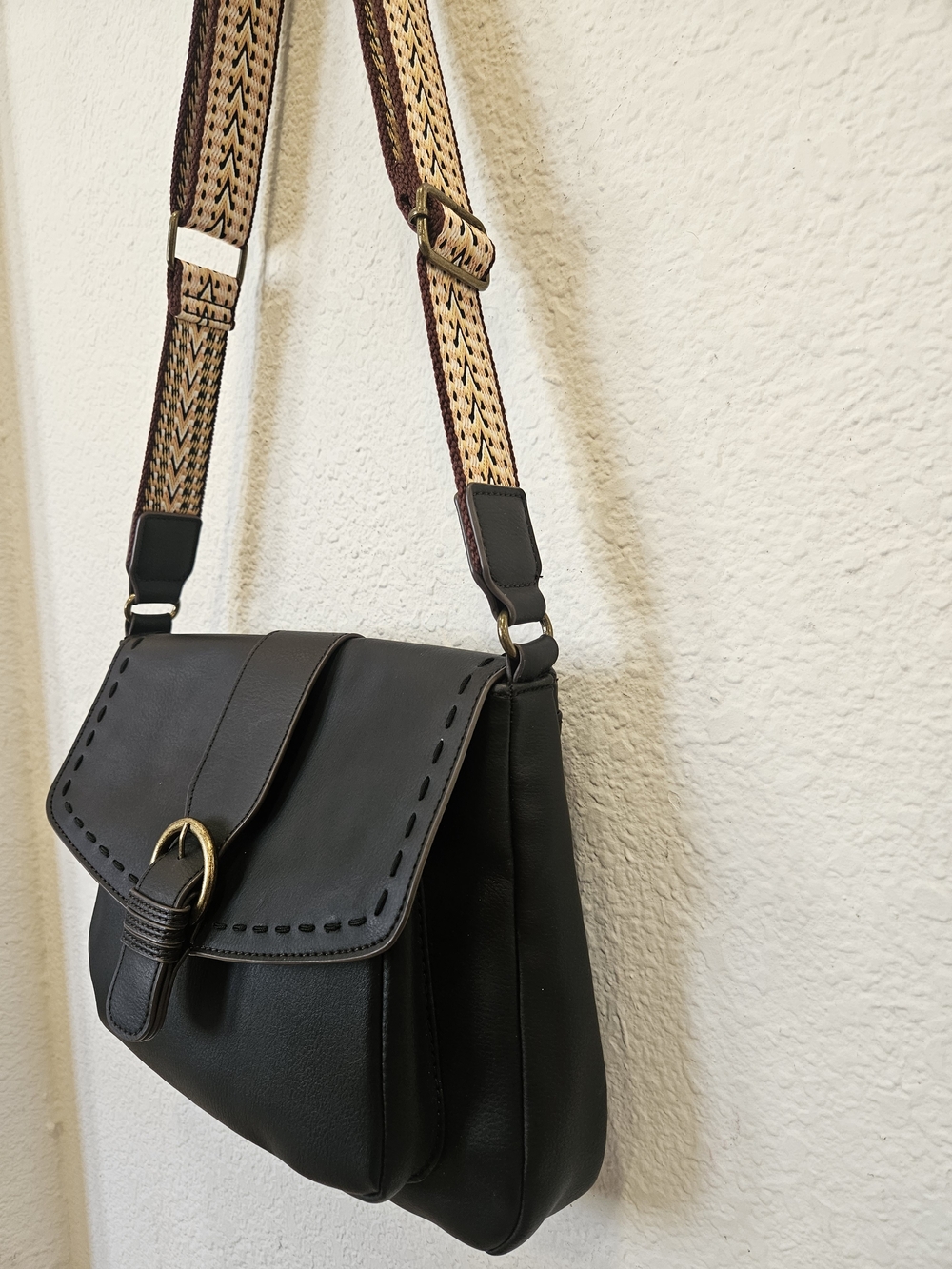 a.n.a Robyn Black Crossbody Bag with Geometric Woven Strap